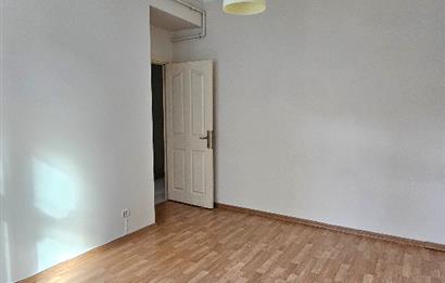 ŞİŞLİ MERKEZ HANIMEFENDİ SOKAK’TA SATILIK 3+1 DAİRE