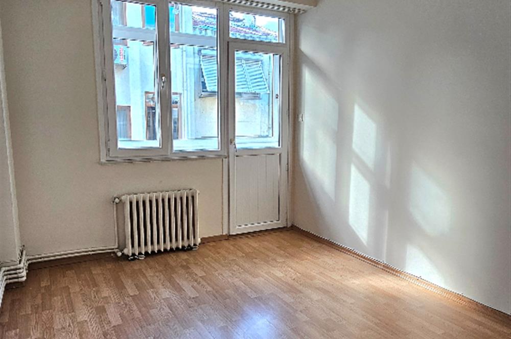 ŞİŞLİ MERKEZ HANIMEFENDİ SOKAK’TA SATILIK 3+1 DAİRE