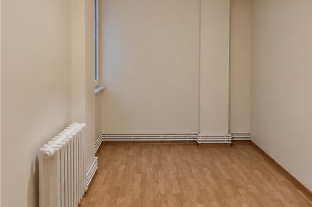 ŞİŞLİ MERKEZ HANIMEFENDİ SOKAK’TA SATILIK 3+1 DAİRE
