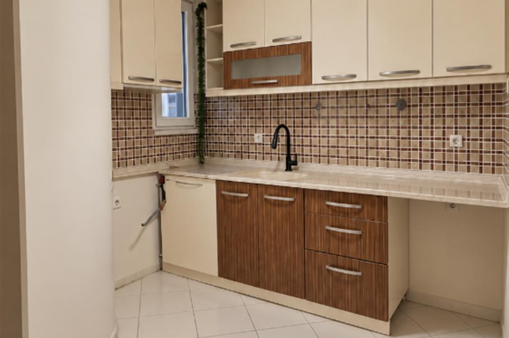 ŞİŞLİ MERKEZ HANIMEFENDİ SOKAK’TA SATILIK 3+1 DAİRE