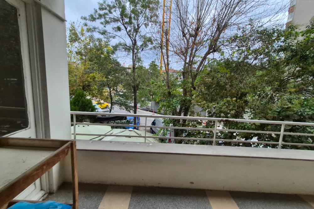 FENERYOLUN'DA MARMARAYA YAKIN 1.KAT 3+1 BALKONLU DAİRE