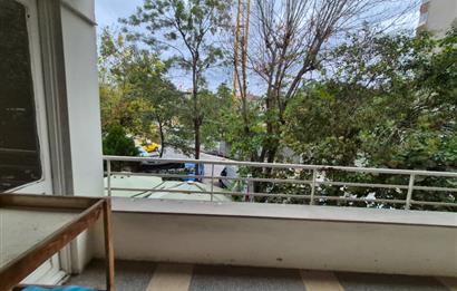 FENERYOLUN'DA MARMARAYA YAKIN 1.KAT 3+1 BALKONLU DAİRE