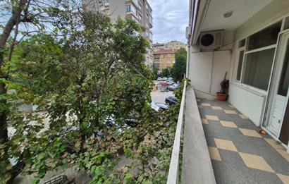 FENERYOLUN'DA MARMARAYA YAKIN 1.KAT 3+1 BALKONLU DAİRE