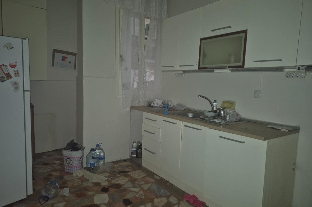 FENERYOLUN'DA MARMARAYA YAKIN 1.KAT 3+1 BALKONLU DAİRE