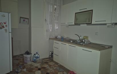 FENERYOLUN'DA MARMARAYA YAKIN 1.KAT 3+1 BALKONLU DAİRE