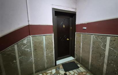 FENERYOLUN'DA MARMARAYA YAKIN 1.KAT 3+1 BALKONLU DAİRE