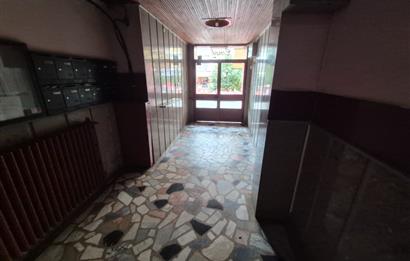FENERYOLUN'DA MARMARAYA YAKIN 1.KAT 3+1 BALKONLU DAİRE