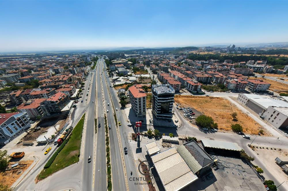 ANA CADDE ÜZERİ SIFIR 2+1 KİRALIK OFİSLER