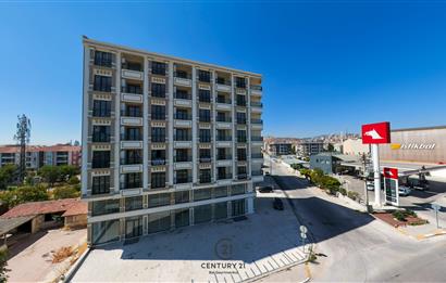 ANA CADDE ÜZERİ YOĞUN ARAÇ TRAFİĞİNE UYGUN TİCARİ DÜKKAN