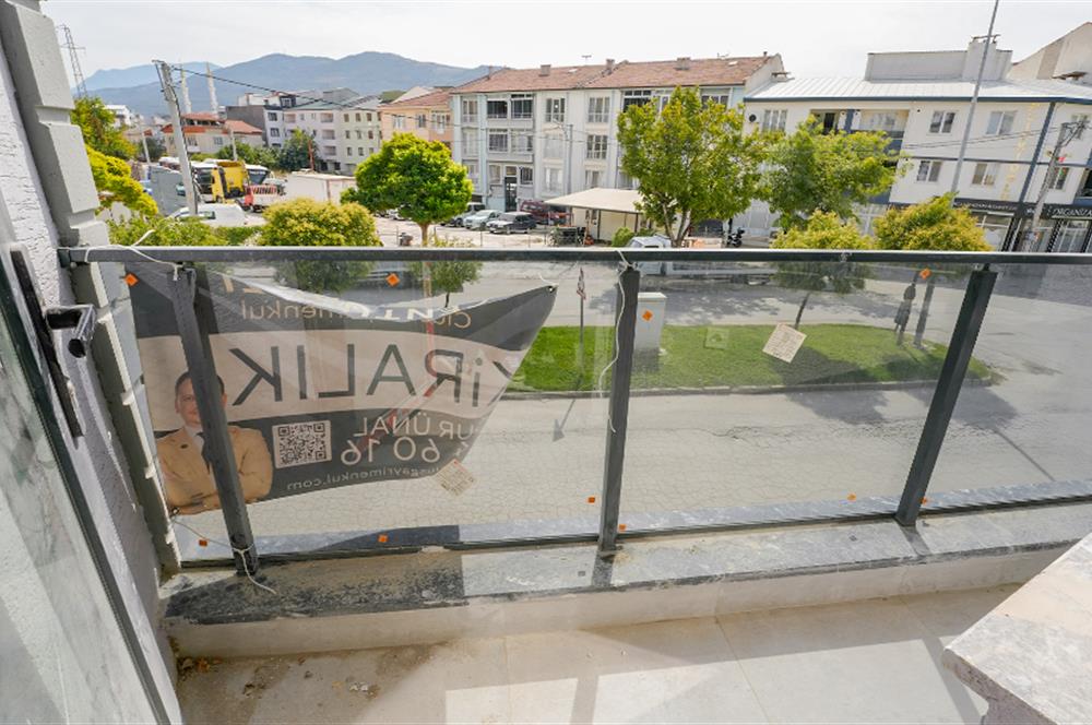 C21 Cius; Bölge Parkı Civ Önü Açık 3+1 Dükkan Üstü Sıfır Daire