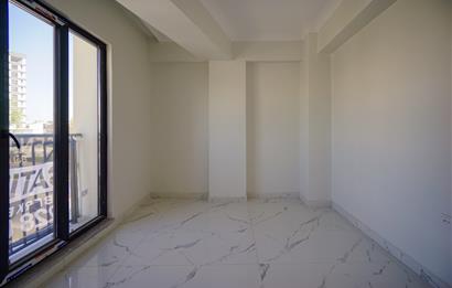 ANA CADDE ÜZERİ SIFIR 2+1 KİRALIK OFİSLER