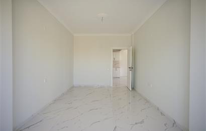 ANA CADDE ÜZERİ SIFIR 2+1 KİRALIK OFİSLER
