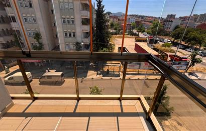 SAMANDIRA MERKEZ DE  3+1 SATILIK DAİRE