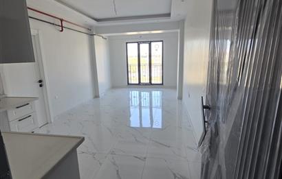 İŞLEK CADDE ÜZERİ TABELA DEĞERİ OLAN SIFIR 1 + 1 OFİSLER