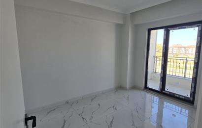 İŞLEK CADDE ÜZERİ TABELA DEĞERİ OLAN SIFIR 1 + 1 OFİSLER