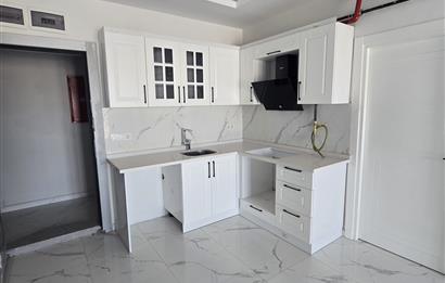 İŞLEK CADDE ÜZERİ TABELA DEĞERİ OLAN SIFIR 1 + 1 OFİSLER