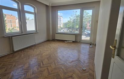 ÇARŞI MERKEZDE GÜZEL KONUMDA 3 + 1 KİRALIK DAİRE