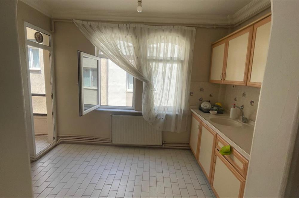 ÇARŞI MERKEZDE GÜZEL KONUMDA 3 + 1 KİRALIK DAİRE