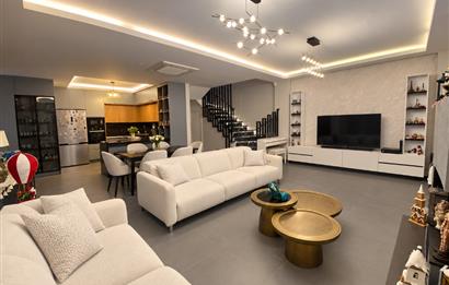 Zekeriyaköy'de Özel Otoparklı Premium 8+2 Akıllı Villa