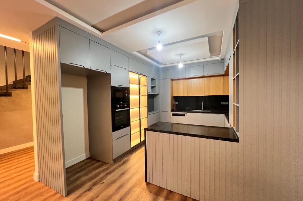 Zekeriyaköy'de 4+1 Satılık |175 M² Net | Kapalı Otoparktan Giriş