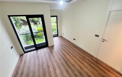 Zekeriyaköy'de 4+1 Satılık |175 M² Net | Kapalı Otoparktan Giriş