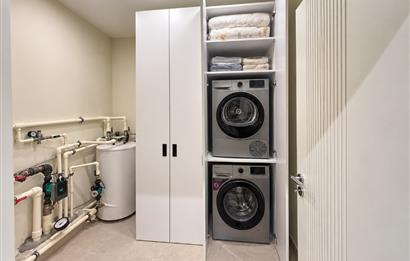 Zekeriyaköy'de Özel Otoparklı Premium 8+2 Akıllı Villa
