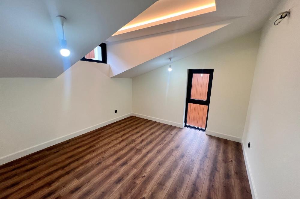 Zekeriyaköy'de 4+1 Satılık |175 M² Net | Kapalı Otoparktan Giriş