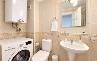 Site İçerisinde Satılık 2+1 Bahçe Katı Daire
