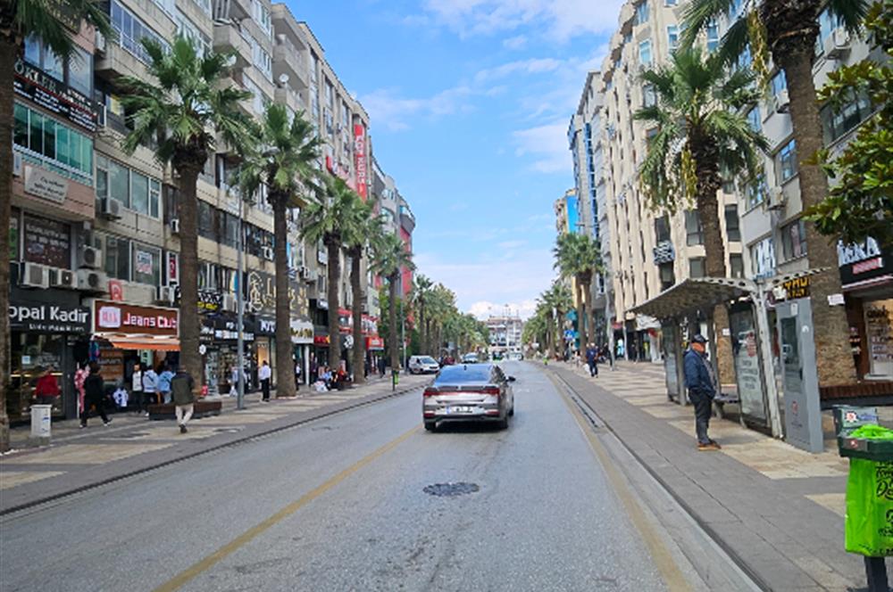 Anıthan 3.Katta Köşe Konumlu, Cadde Cepheli 40 m² Prestijli Ofis