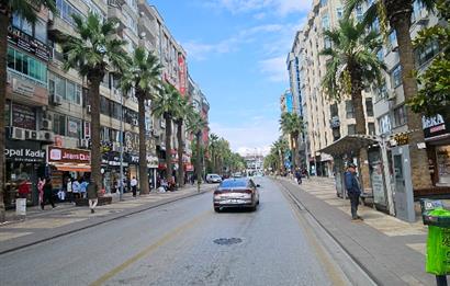 Anıthan 3.Katta Köşe Konumlu, Cadde Cepheli 40 m² Prestijli Ofis