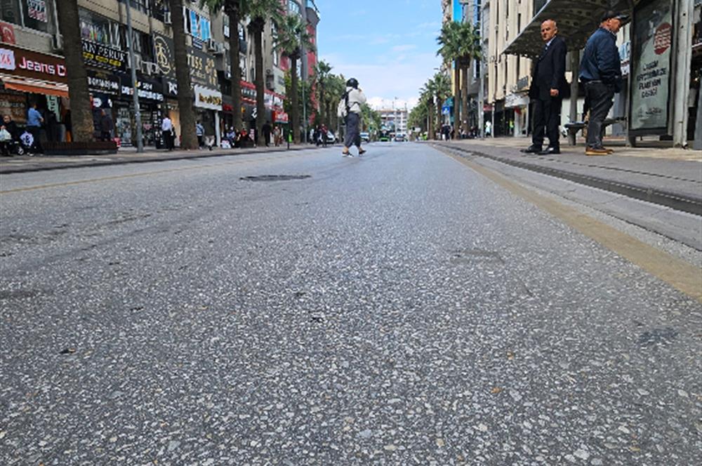 Anıthan 3.Katta Köşe Konumlu, Cadde Cepheli 40 m² Prestijli Ofis