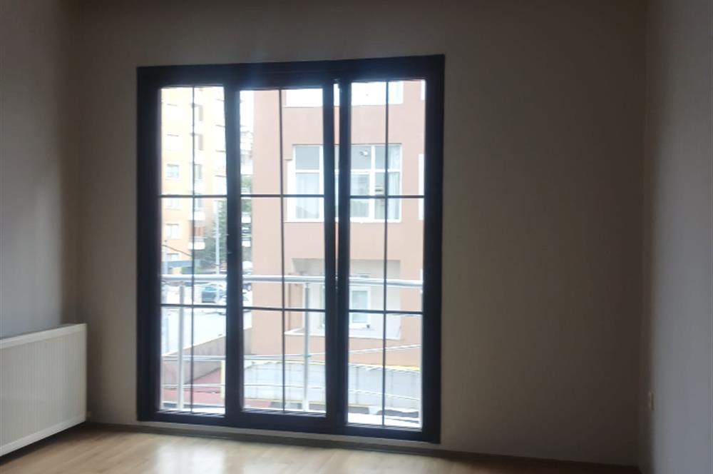 Ümraniye Şerifali Kiralık Arsa - Merkezi Konumda 3+1 kiralık daire
