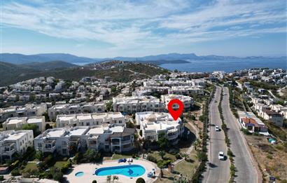 Site İçerisinde Satılık 2+1 Bahçe Katı Daire