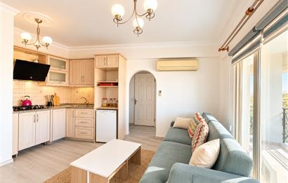 Site İçerisinde Satılık 2+1 Bahçe Katı Daire