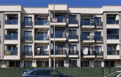 Menemen Seyrek'te Park Manzaralı Merkezi Konumda 1+1 Kiralık