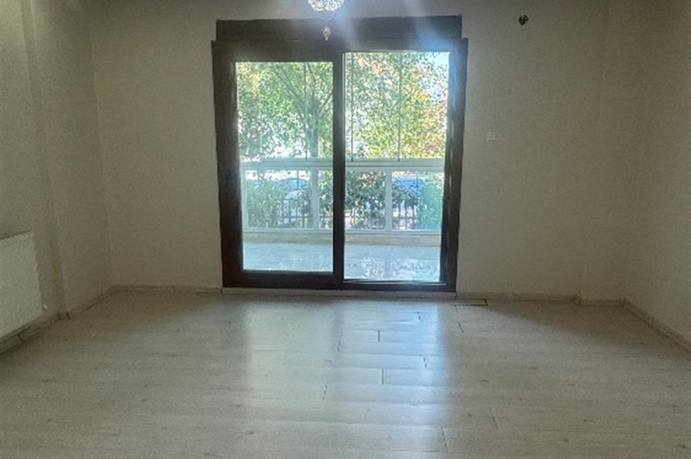 Ergenekon Mahallesinde Bahçeli Yaşam Arayanlara 3+1 Daire