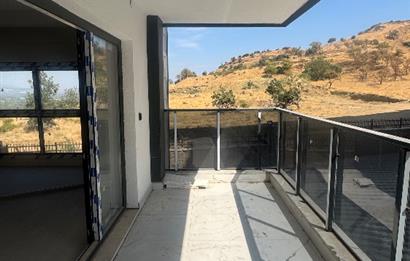 Pavilion Garden Sitesinde Peyzaj Cepheli 3+1 Daire