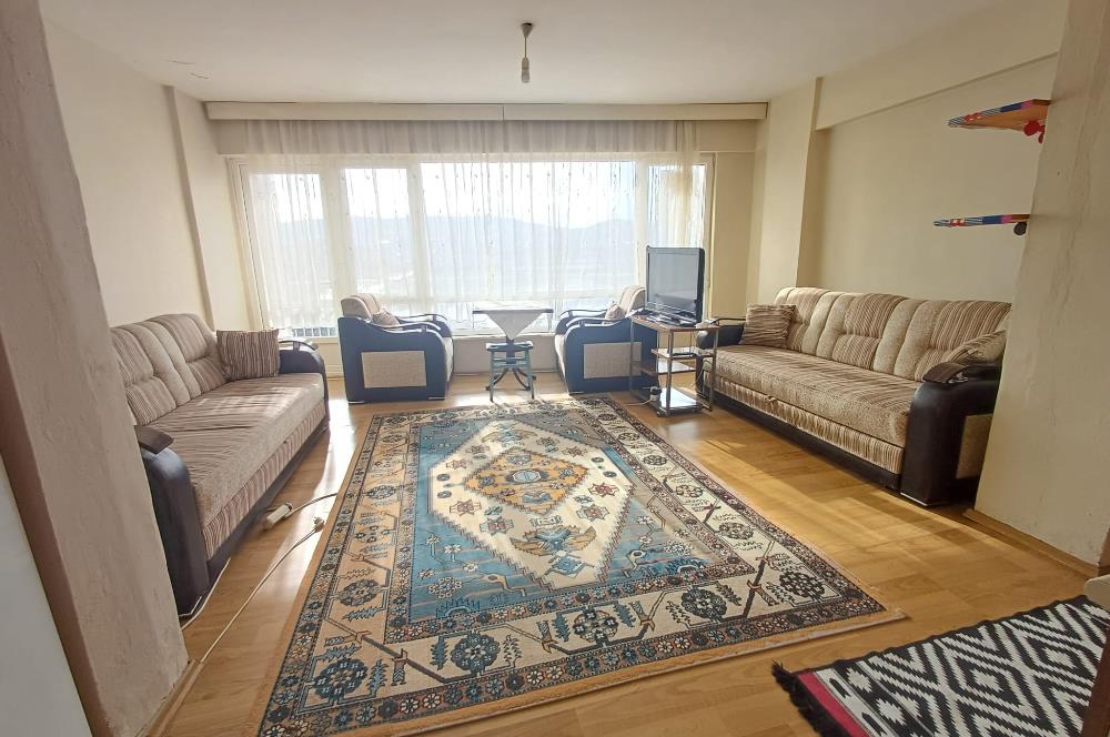C21 Cius; Deniz Manzaralı Ara Kat 2+1 Eşyalı Kiralık