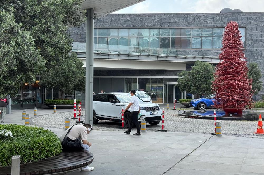 42 Maslak Kiralık 650m2 Şık Dekorasyonlu Mobilyalı KDV'li Ofis