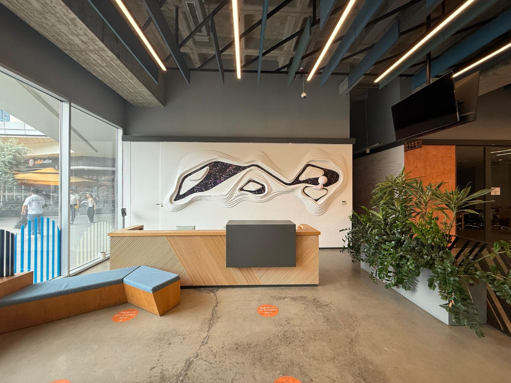 42 Maslak Kiralık 650m2 Şık Dekorasyonlu Mobilyalı KDV'li Ofis