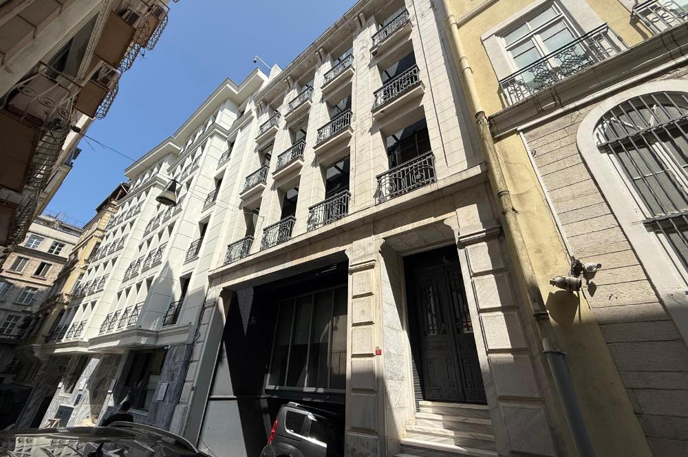 Beyoğlu Pera Kiralık 220m2 KDV Avantajlı Ofis Plaza Katı