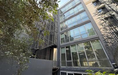 Beyoğlu Pera Kiralık 220m2 KDV Avantajlı Ofis Plaza Katı