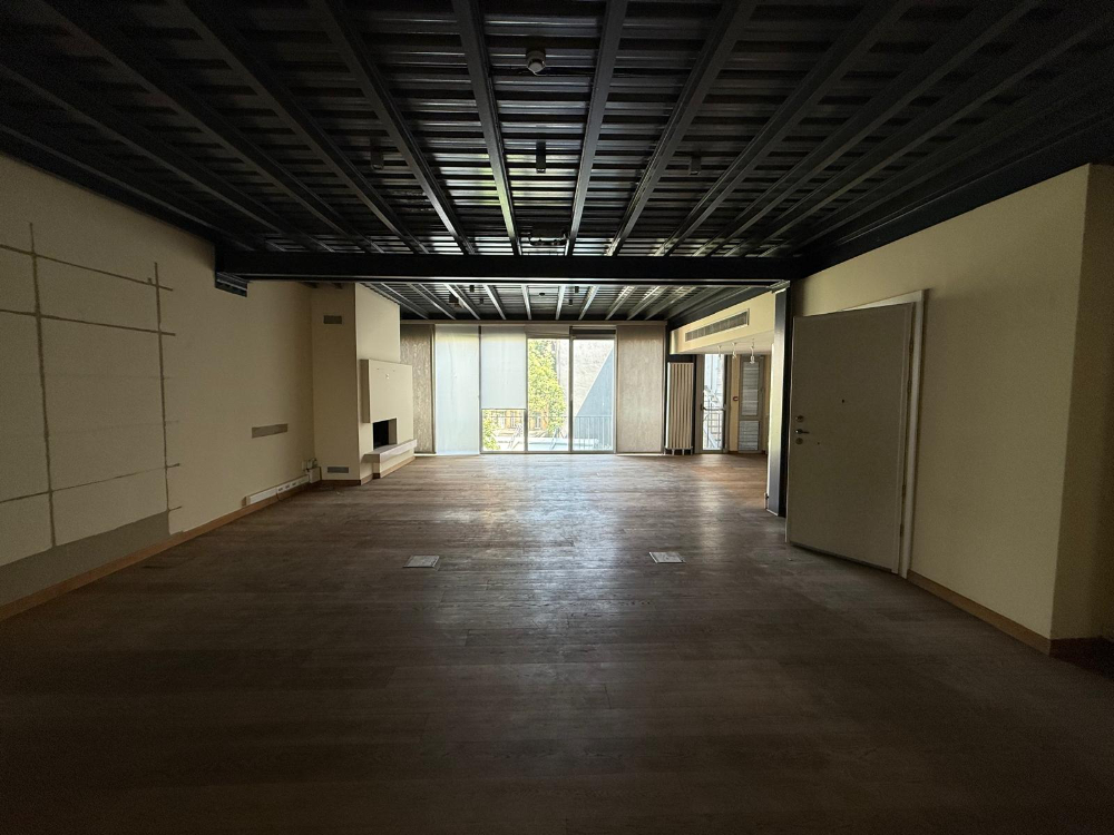 Beyoğlu Pera Kiralık 220m2 KDV Avantajlı Ofis Plaza Katı