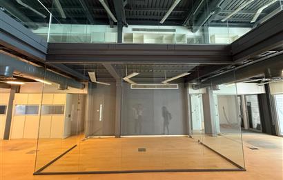 Beyoğlu Pera Kiralık 220m2 KDV Avantajlı Ofis Plaza Katı