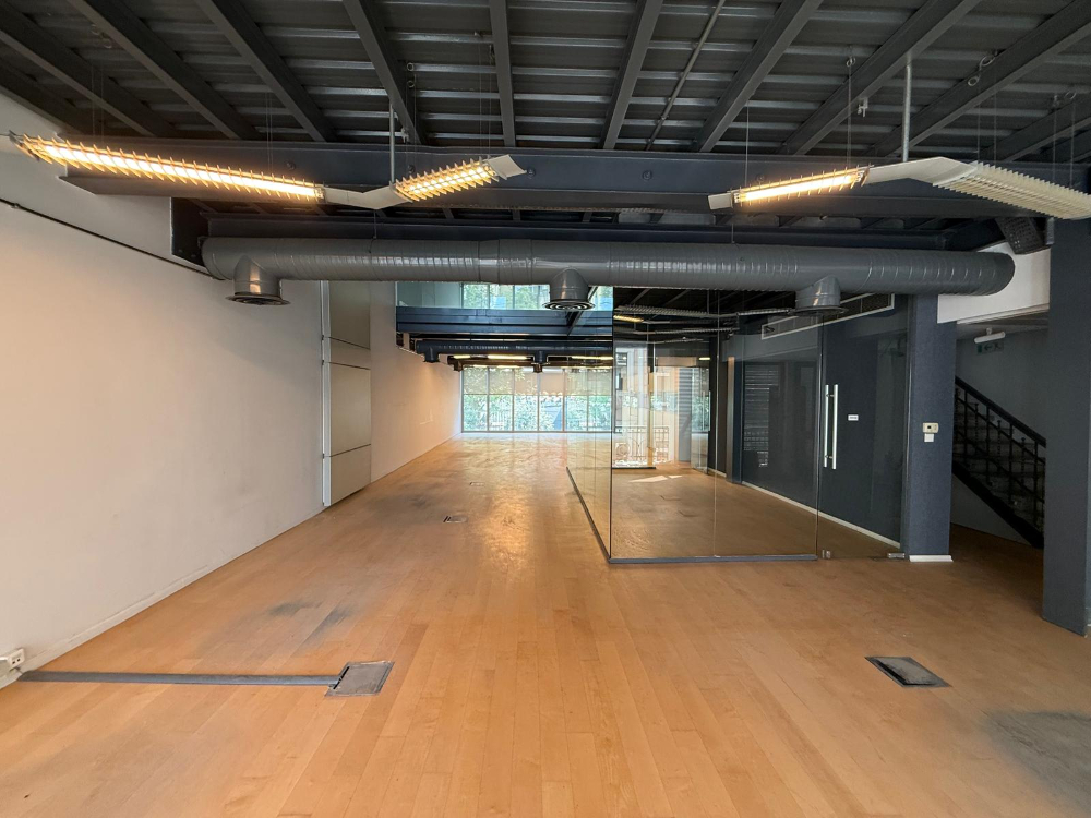 Beyoğlu Pera Kiralık 220m2 KDV Avantajlı Ofis Plaza Katı