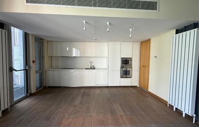 Beyoğlu Pera Kiralık 220m2 KDV Avantajlı Ofis Plaza Katı