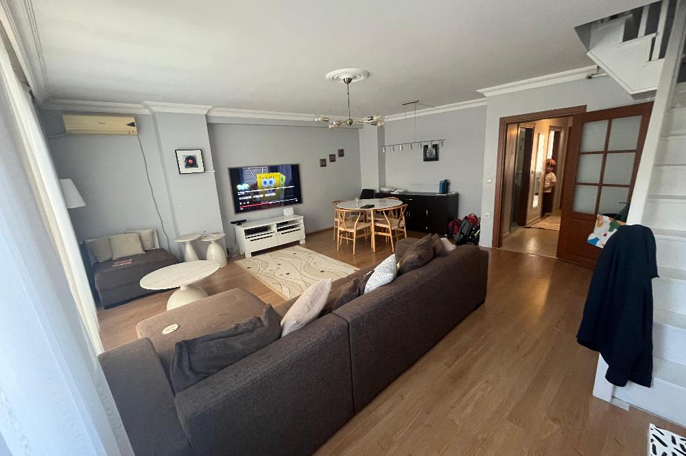 Çekmeköy Çamlık Mahallesinde Geniş Dublex Daire