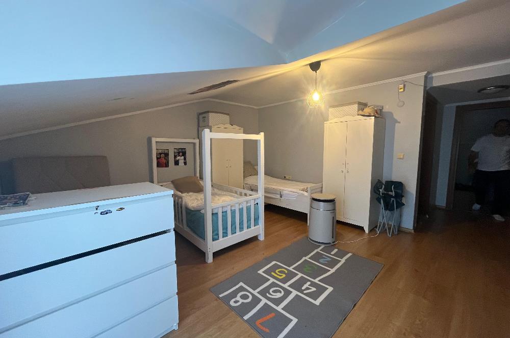 Çekmeköy Çamlık Mahallesinde Geniş Dublex Daire