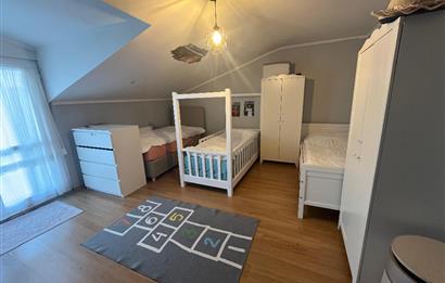 Çekmeköy Çamlık Mahallesinde Geniş Dublex Daire