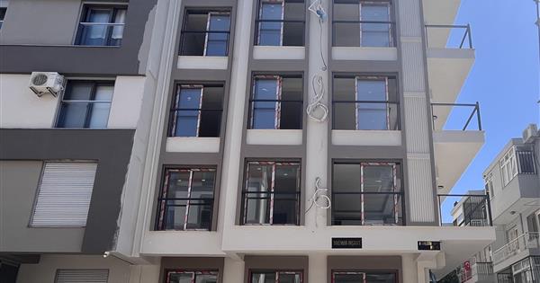 Karşıyaka Bahçelievler'de Sıfır Binada Satılık 2+1 Daire - 37569